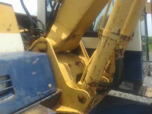 รถแบคโฮ KOBELCO PC120