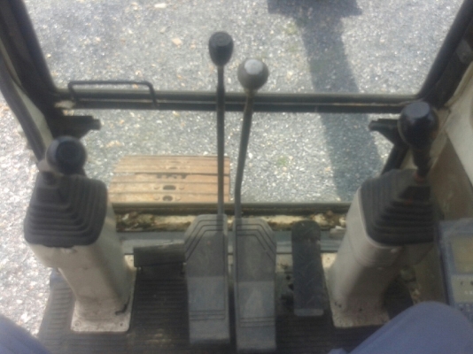 รถแบคโฮ KOBELCO PC120