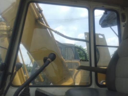 รถแบคโฮ KOBELCO PC120