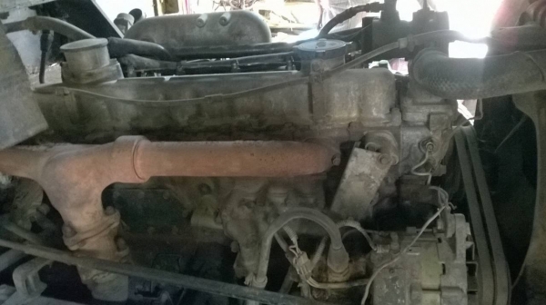 ขาย 10 ล้อ เพลาเดียว HINO KT925 วางหัว SUMO227 เครื่อง EH700 168 แรงม้า ช่วงล่างใหญ่ คัสซีสวย พวงมาลัยพาวเวอร์ ทะเบียนพร้อมโอนครับ