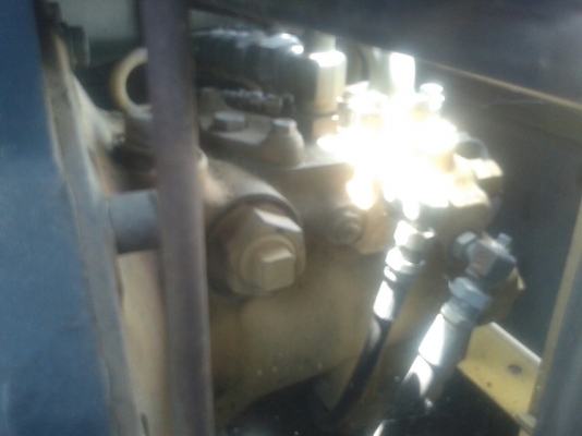 รถแบคโฮ KOMATSU รถแบคโฮ KOMATSU