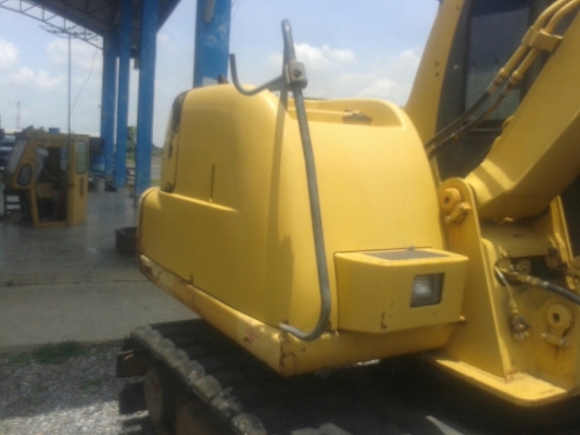 รถแบคโฮ KOMATSU รถแบคโฮ KOMATSU