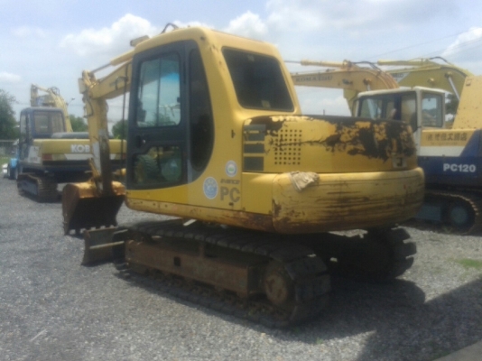 รถแบคโฮ KOMATSU รถแบคโฮ KOMATSU