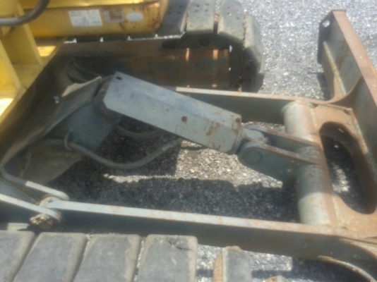 รถแบคโฮ KOMATSU รถแบคโฮ KOMATSU