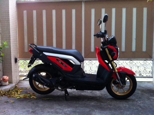 ขออนุญาติขาย HONDA ZOOMER-X 110-i  มือเดียว ฟรีค่าโอน