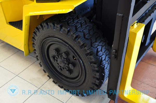 ขายรถโฟล์คลิฟท์มือสอง TCM รุ่น FD30N8  ราคา 315,000 บาท นำเข้าจากประเทศญี่ปุ่น 100\% ไม่เคยใช้งานในประเทศไทย