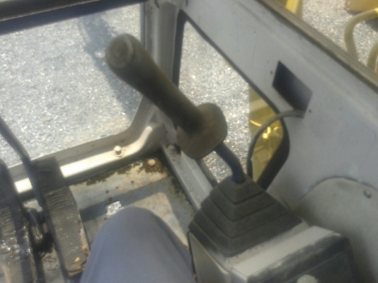 รถแบคโฮ KOBELCO