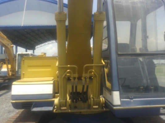 รถแบคโฮ KOBELCO