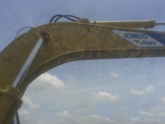 รถแบคโฮ KOBELCO