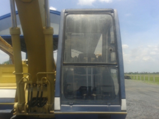 รถแบคโฮ KOBELCO