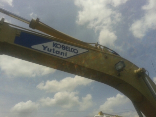 รถแบคโฮ KOBELCO