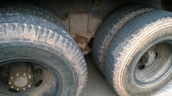 ขาย 10 ล้อดั้ม HINO FM1M มีระบบลำโพงลากพ่วง เครื่องเดิม EM100 220 แรงม้า คัสซีสวยตลอดเส้น เกียร์เดิม สโลว์เดิม ทะเบียนพร้อม จัดแนนซ์ให้ด้วยครับ