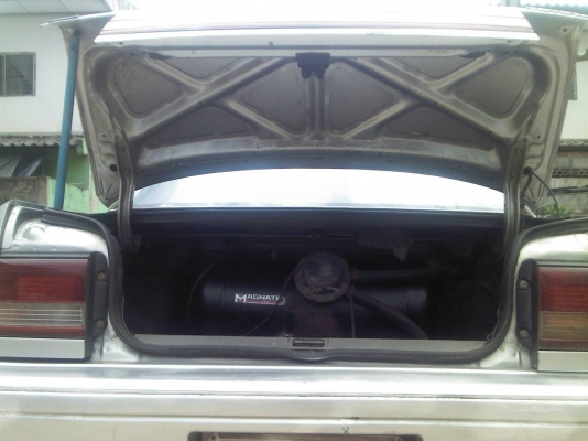 โตโยต้าโคโลน่า แป๊ะยิ้ม