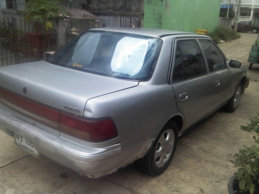 โตโยต้าโคโลน่า แป๊ะยิ้ม