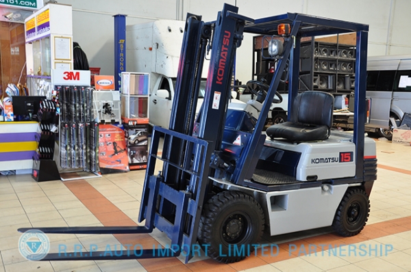 ขายรถโฟล์คลิฟท์มือสอง KOMATSU รุ่น FG15-15 ราคา 135,000 บาท นำเข้าจากประเทศญี่ปุ่น 100\% ไม่เคยใช้งานในประเทศไทย