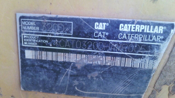 ขายด่วนรถแนคโฮCAT320Dรถนำเขามีเล่มทะเบืยนทำงาน10859