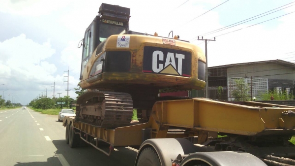ขายด่วนรถแนคโฮCAT320Dรถนำเขามีเล่มทะเบืยนทำงาน10859