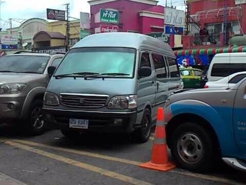 ากขายรถบ้านใช้ส่วนตัวโตโยต้าหัวจรวจตาเพชรหลังคาสูง