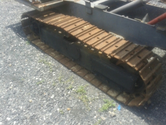 รถแบคโฮ มีบุ้งกี๋ รถแบคโฮ มีบุ้งกี๋