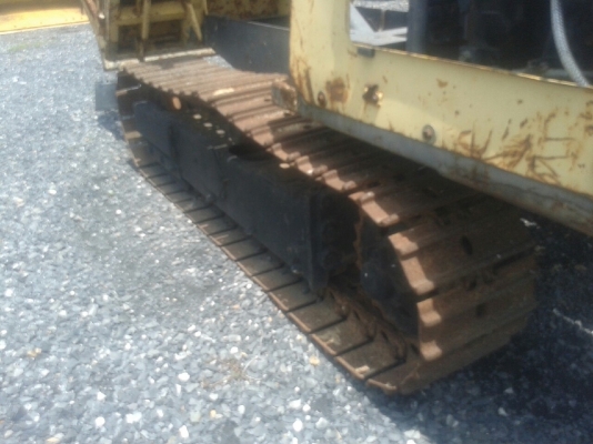 รถแบคโฮ มีบุ้งกี๋ รถแบคโฮ มีบุ้งกี๋