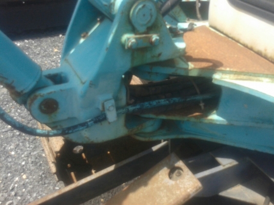 รถแบคโฮมีหัวเจาะ