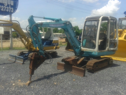 รถแบคโฮมีหัวเจาะ