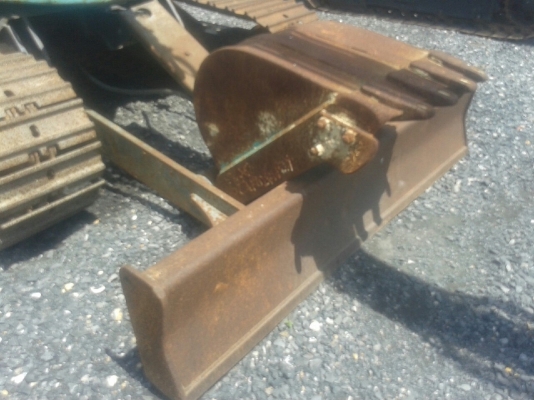 รถแบคโฮมีหัวเจาะ