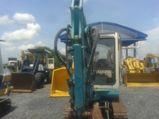 รถแบคโฮมีหัวเจาะ