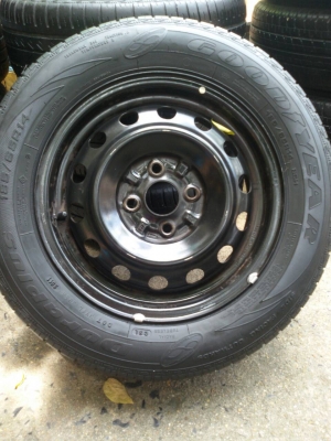 ล้อกะทะพร้อมยาง 185 65 14 goodyear ชุดล่ะ 1,500
