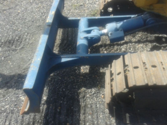 รถแบคโฮ KOMATSU PC30