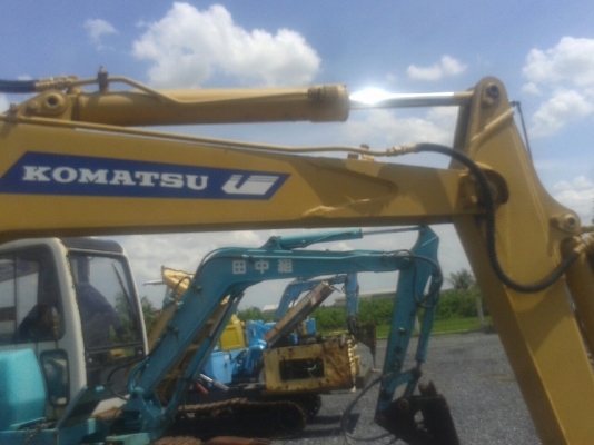 รถแบคโฮ KOMATSU PC30