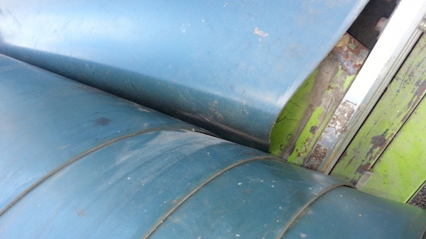 สายพานลำเลียงขนาดกว้าง 120 เซ็นติเมตรยาว 32 เมตรปรับความเร็วได้ราคา 80,000 บาท