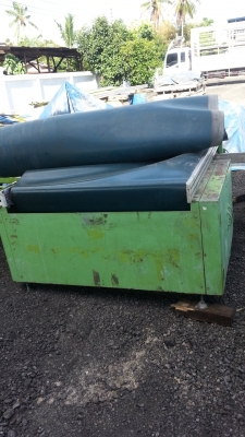 สายพานลำเลียงขนาดกว้าง 120 เซ็นติเมตรยาว 32 เมตรปรับความเร็วได้ราคา 80,000 บาท