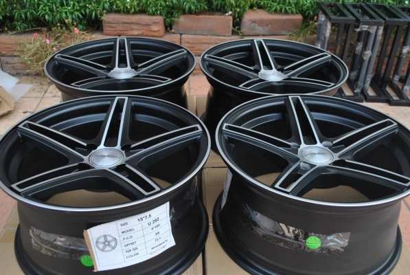 ขายล้อ VOSSEN CV5 ขอบ15X7.5 +35 4H100 สี Matt Black