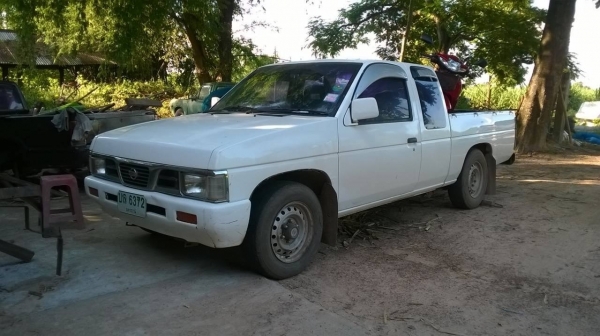 ขาย NISSAN BIG M จอเหลี่ยมปี 93/2536 เครื่อง BD25 ฝาแดงมันแน่นไม่มีไอ แอร์เย็นฉ่ำ คัสซีสวยตลอดเส้น ทะเบียนพร้อมโอนครับ