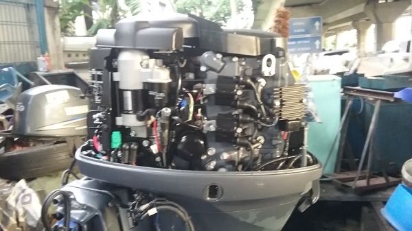 เครื่องเรือ yamaha f50fet สี่จังหวะหัวฉีด