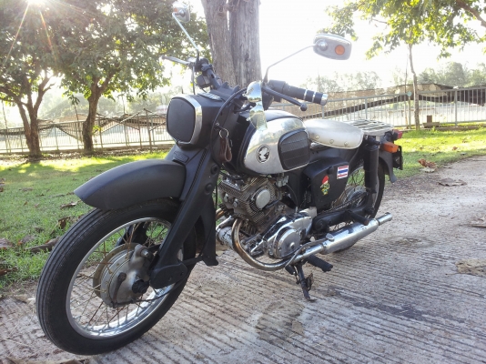 รถคลาสสิคหมู C92