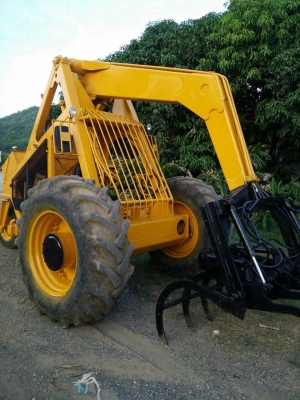 ขายรถคีบอ้อย ขาย 500000 บ