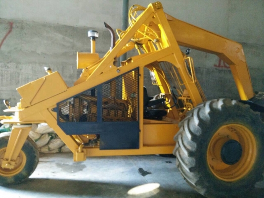 ขายรถคีบอ้อย ขาย 500000 บ