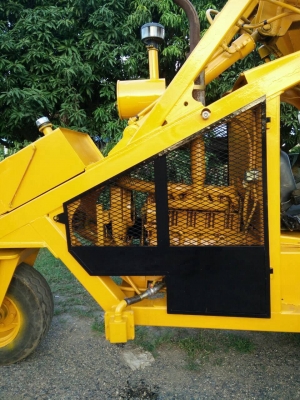 ขายรถคีบอ้อย ขาย 500000 บ