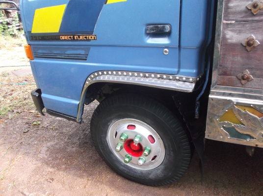 ขาย !! ISUZU NPR สภาพสวย ขาย !! ISUZU NPR สภาพสวย