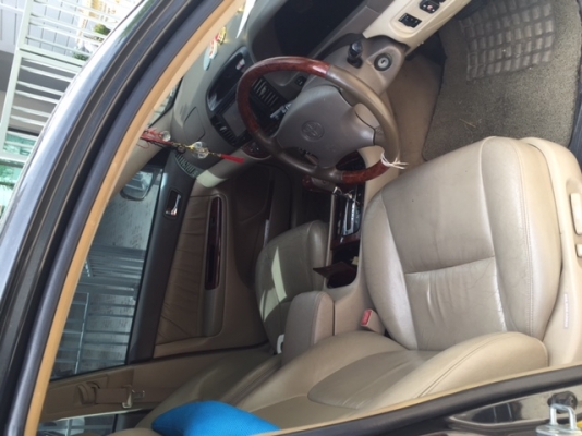 Toyota camry ปี 02 2.4 Q DVD LPG สีดำ ตัวท็อป  259,000