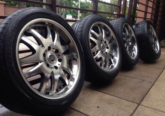 ล้อINFINITY ขอบ20 6รู139 กว้าง 9นิ้ว off+20 พร้อมยาง Bridgestone ดอกเต็ม