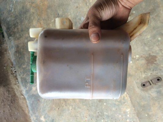 หม้อพักน้ำ นิสสันบิ๊กเอ็ม