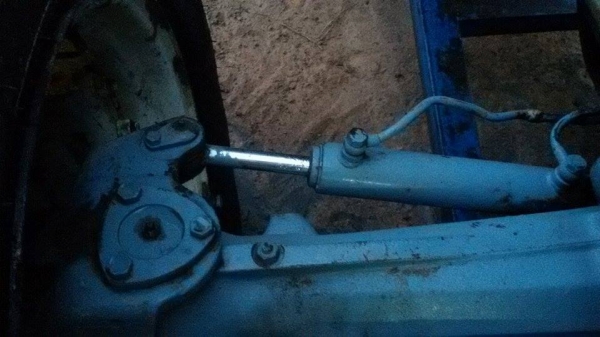 ขายรถไถ 7840 เกียร์ ธรรมดา 12x12 6 สูบ 120 แรงม้าแอร์เย็นเพลงเพาะทะเบียนพร้อมโอน 0876743909 ด่วน ครับ ขายรถไถ 7840 เกียร์ ธรรมดา 12x12 6 สูบ 120 แรงม้าแอร์เย็นเพลงเพาะทะเบียนพร้อมโอน 0876743909 ด่วน ครับ