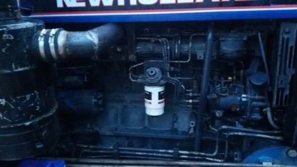 ขายรถไถ 7840 เกียร์ ธรรมดา 12x12 6 สูบ 120 แรงม้าแอร์เย็นเพลงเพาะทะเบียนพร้อมโอน 0876743909 ด่วน ครับ ขายรถไถ 7840 เกียร์ ธรรมดา 12x12 6 สูบ 120 แรงม้าแอร์เย็นเพลงเพาะทะเบียนพร้อมโอน 0876743909 ด่วน ครับ