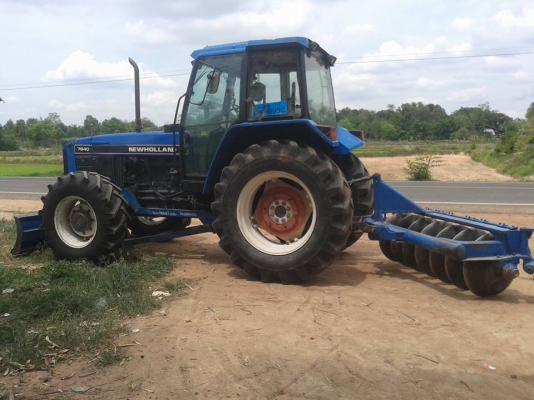 ขายรถไถ 7840 เกียร์ ธรรมดา 12x12 6 สูบ 120 แรงม้าแอร์เย็นเพลงเพาะทะเบียนพร้อมโอน 0876743909 ด่วน ครับ