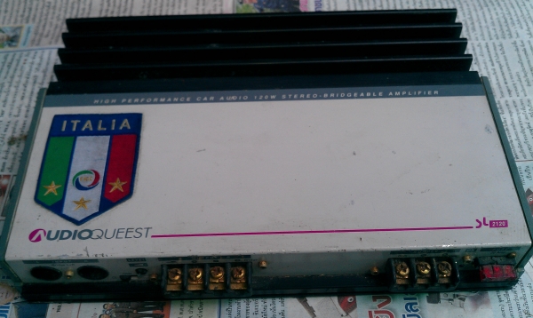 ขายแอมป์รถยนต์ของitaly ดอกลำโพงซับbose แอมป์bose พร้อมเครื่องเล่นcd