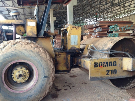 ขายรถบด BOMAG210 สภาพสวยพร้อมใช้ ราคาต่อรองได้ ติดต่อได้ที่คุณ อ๊อฟ พิจิตร 086-737-9991 ขายรถบด BOMAG210 สภาพสวยพร้อมใช้ ราคาต่อรองได้ ติดต่อได้ที่คุณ อ๊อฟ พิจิตร 086-737-9991