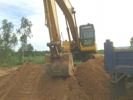 ขายKOMATSU PC200-7พร้อมใช้ ติดต่อได้ คุณ อ๊อฟ พิจิตร 086-737-9991 ขายKOMATSU PC200-7พร้อมใช้ ติดต่อได้ คุณ อ๊อฟ พิจิตร 086-737-9991